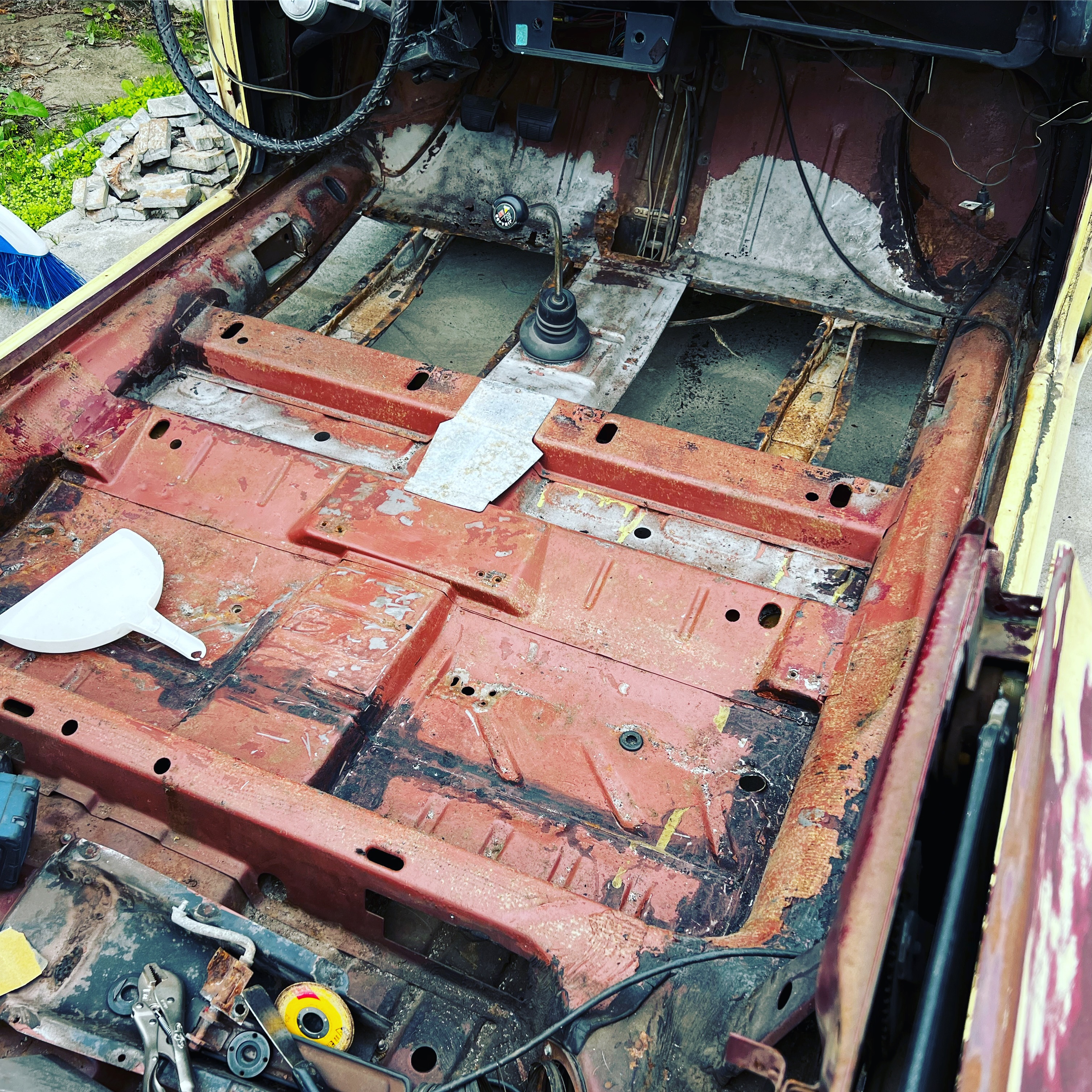 Corvair body repair